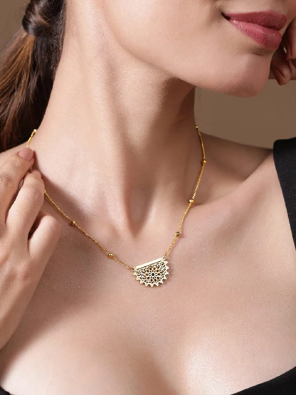 Teardrop crystal necklace-18KT Gold Plated Stainless Steel Tarnish-Free Waterproof Filigree Pendant Necklace