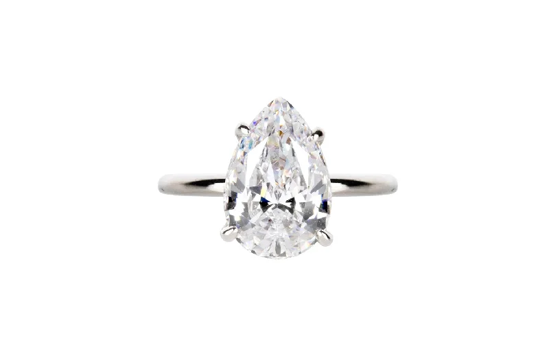 Sterling silver promise ring-The Kira Ring (4.1 Carat)